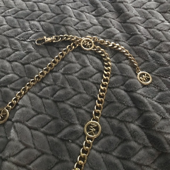 Michael Kors Gold Chain Belt - Picture 2 of 2